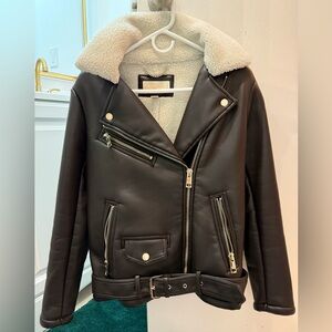 Beautiful Michael Kors jacket in perfect condition,worn once,size xs